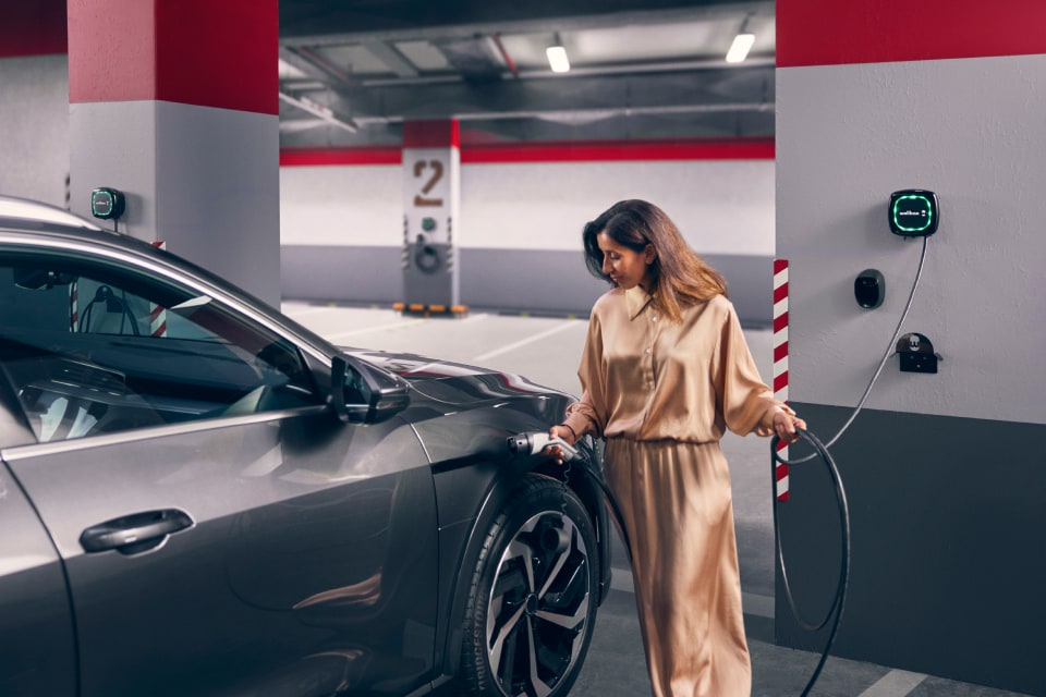 Wallbox Pulsar Plus Monofase 7.4 kW - Colonnina di ricarica